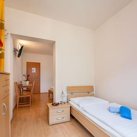 Hotel Waitz -Self Check In Unterwaltersdorf Kültér fotó